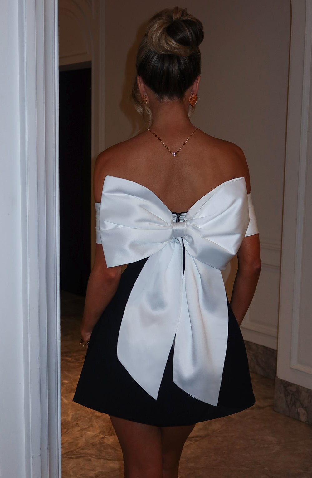 Bow Dress Zwart/Wit